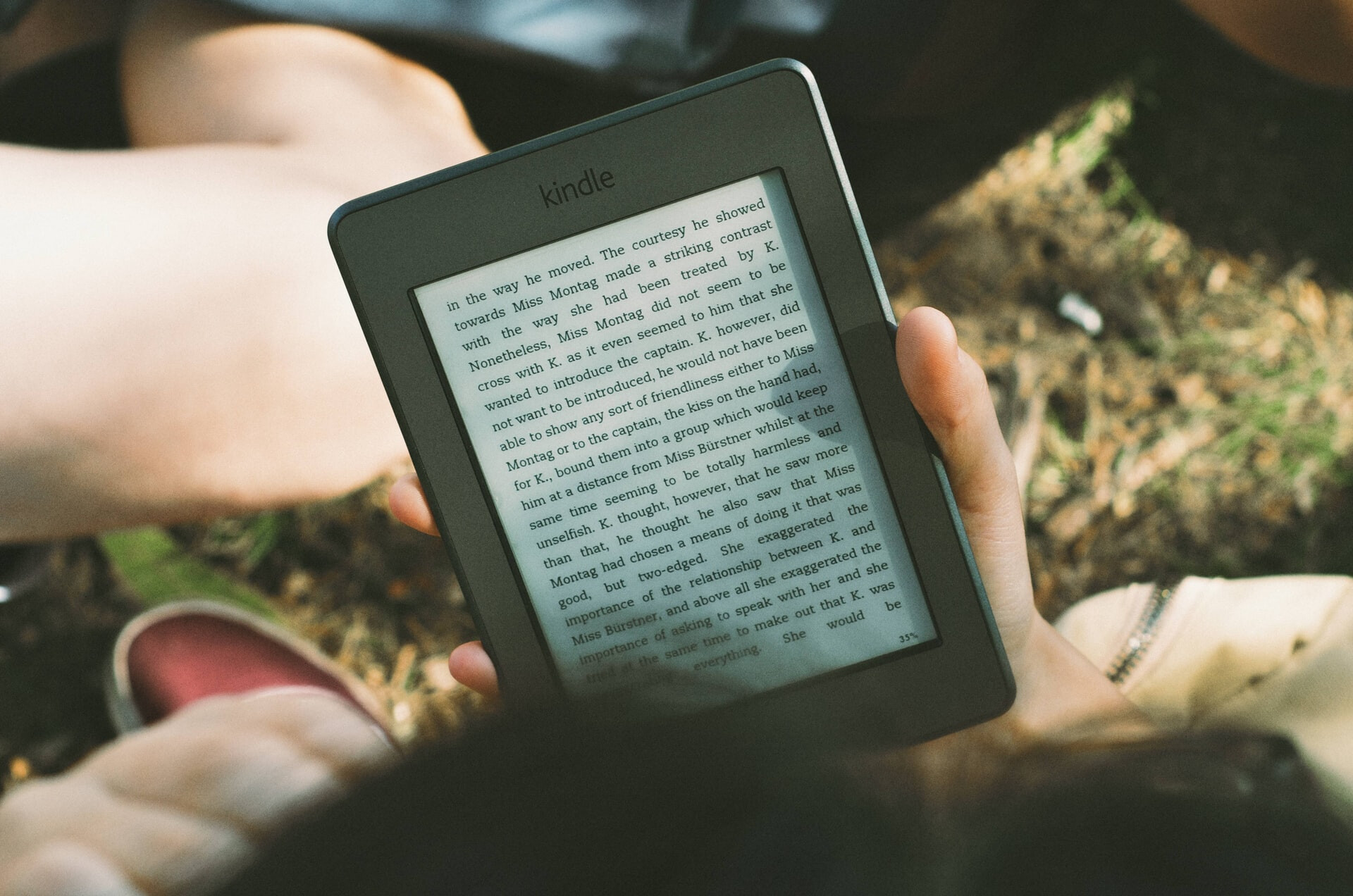 Amazon Kindle white screen of death issue (and how to fix it)